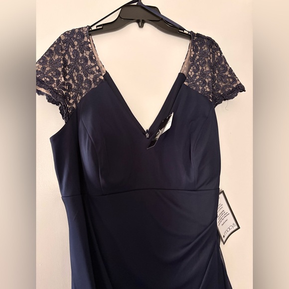 Xscape Asymmetrical Navy Dress. 20W - Picture 4 of 7